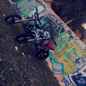 Meet your Posher, Robert